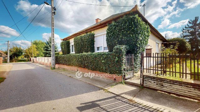 Eladó családi ház, Balkányban 36.9 M Ft, 2+2 szobás