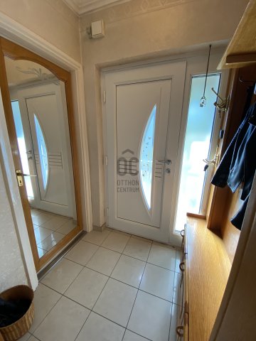 Eladó családi ház, Abonyban 71.9 M Ft, 4 szobás