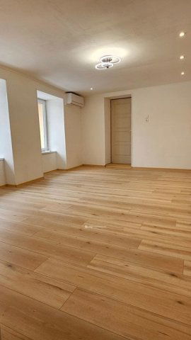 Eladó téglalakás, Egerben 48.9 M Ft, 2 szobás