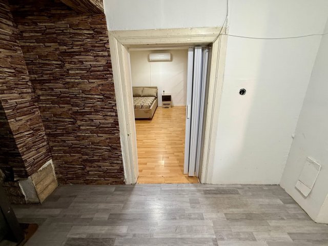 Kiadó családi ház, albérlet, Móron 165 E Ft / hó, 2 szobás
