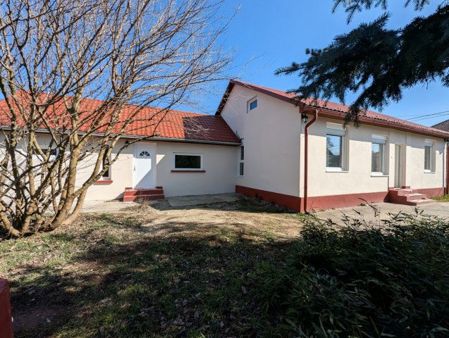 Eladó családi ház, Gyálon 87.9 M Ft, 3+2 szobás