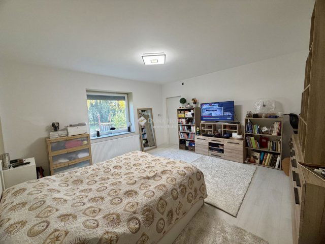 Eladó családi ház, Kistarcsán 150 M Ft, 3 szobás