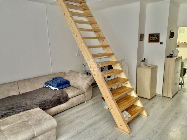 Eladó téglalakás, Visegrádon 42.9 M Ft, 1+1 szobás