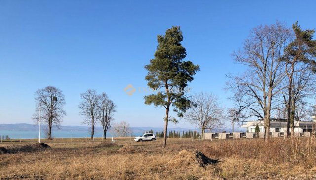 Eladó telek, Balatonföldváron 147.095 M Ft / költözzbe.hu