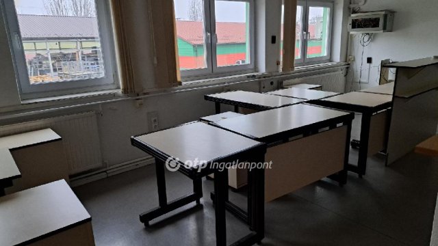 Kiadó iroda, Gödön 511 E Ft / hó, 1 szobás