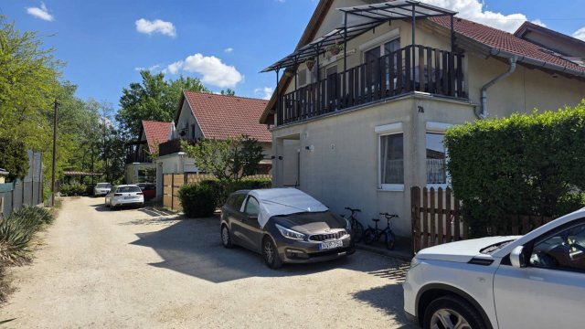 Eladó téglalakás, Szigetszentmiklóson 65.9 M Ft, 3 szobás