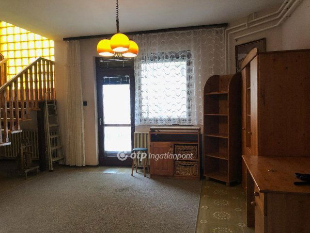Eladó családi ház, Gyulán 159 M Ft, 5+2 szobás