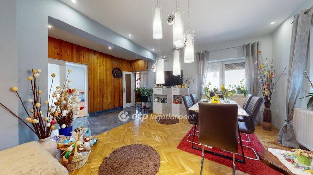 Eladó családi ház, Encsen 63 M Ft, 7 szobás