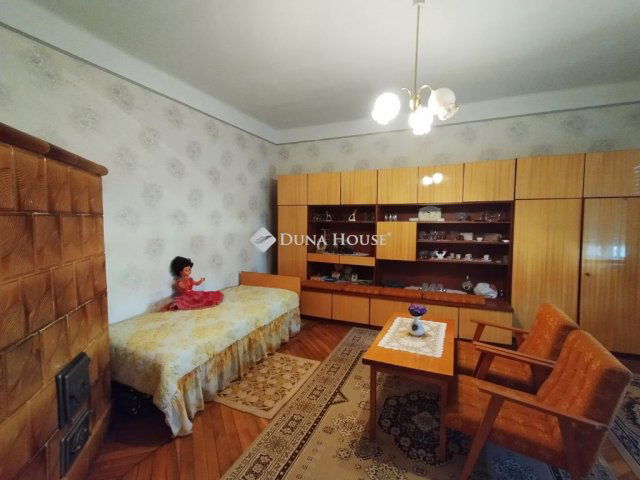 Eladó családi ház, Undon 32 M Ft, 2 szobás