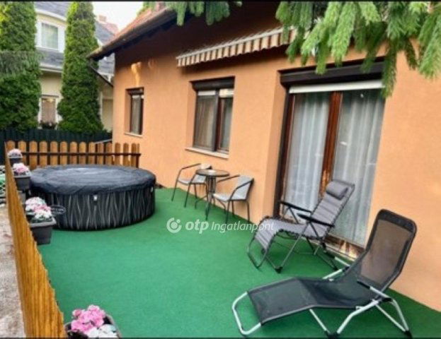 Eladó családi ház, Budaörsön 219.9 M Ft, 4+1 szobás