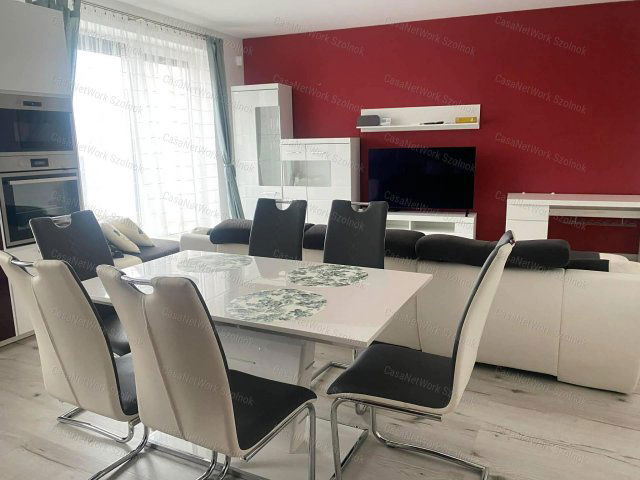 Kiadó téglalakás, albérlet, Szolnokon 280 E Ft / hó, 2 szobás