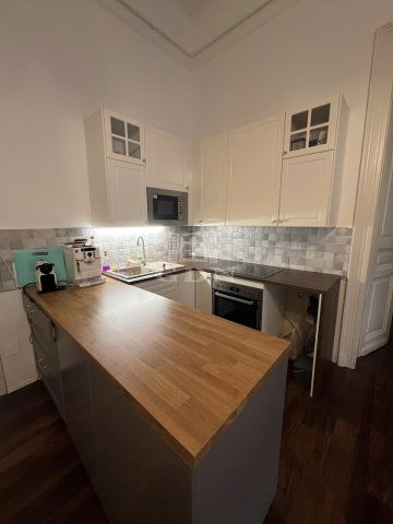 Eladó téglalakás, Budapesten, VII. kerületben 94.9 M Ft