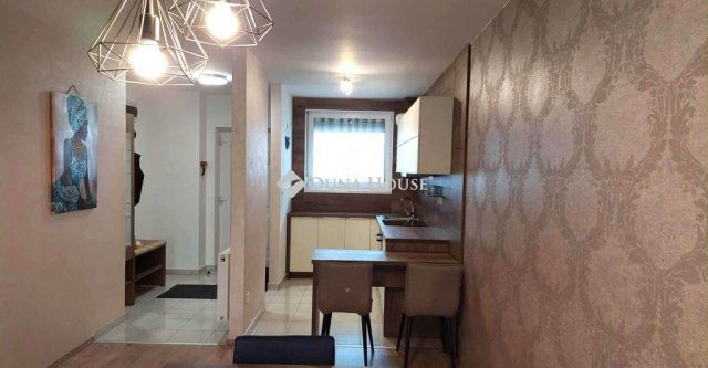 Eladó téglalakás, Debrecenben 114.5 M Ft, 3 szobás