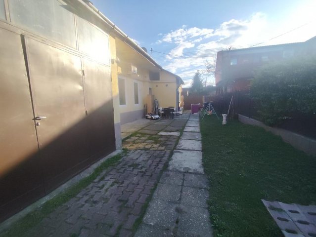 Eladó családi ház, Budapesten, IV. kerületben, Szabadkai utcában