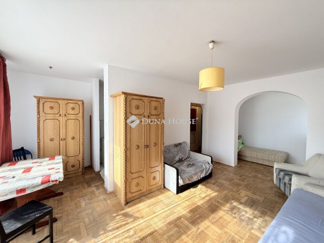 Kiadó téglalakás, albérlet, Budapesten, XVIII. kerületben