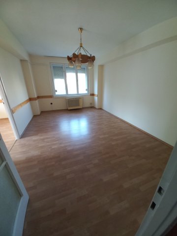 Kiadó téglalakás, albérlet, Gödöllőn 235 E Ft / hó, 3 szobás