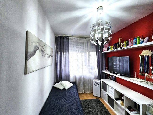 Eladó panellakás, Budapesten, XX. kerületben 0.065 M Ft, 2 szobás