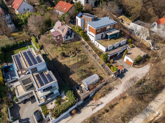 Eladó telek, Budapesten, II. kerületben 190 M Ft
