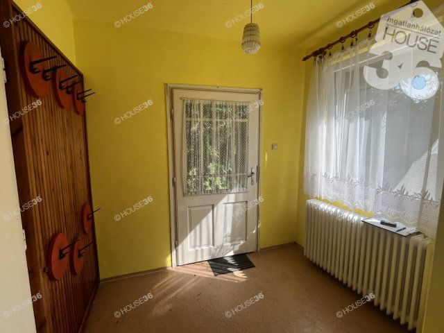Eladó családi ház, Nagykőrösön 38.2 M Ft, 2 szobás
