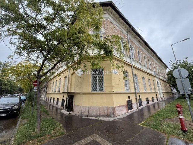 Eladó téglalakás, Budapesten, X. kerületben 27.8 M Ft, 1 szobás