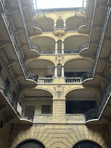 Eladó téglalakás, Budapesten, VII. kerületben 64.5 M Ft