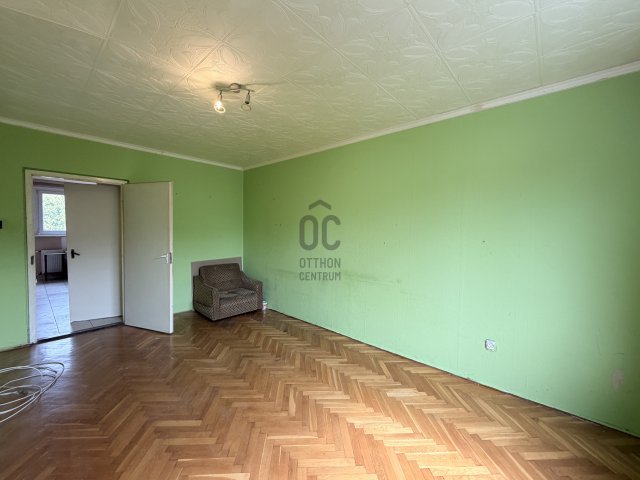 Eladó panellakás, Kazincbarcikán 19.9 M Ft, 2 szobás