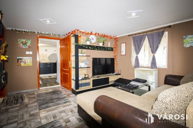 Eladó családi ház, Tótkomlóson 13.9 M Ft, 3 szobás