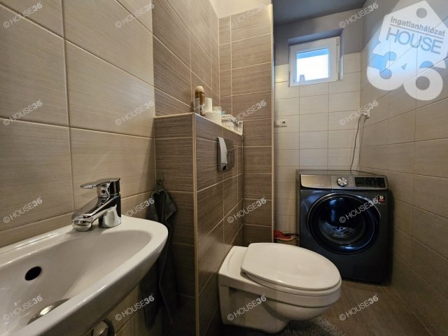 Eladó családi ház, Kecskeméten 119 M Ft, 4 szobás