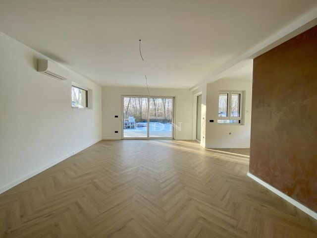 Eladó ikerház, Herceghalomon 149.9 M Ft, 5 szobás