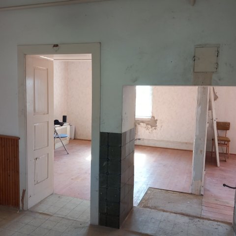 Eladó családi ház, Ecsegen 16 M Ft, 2 szobás