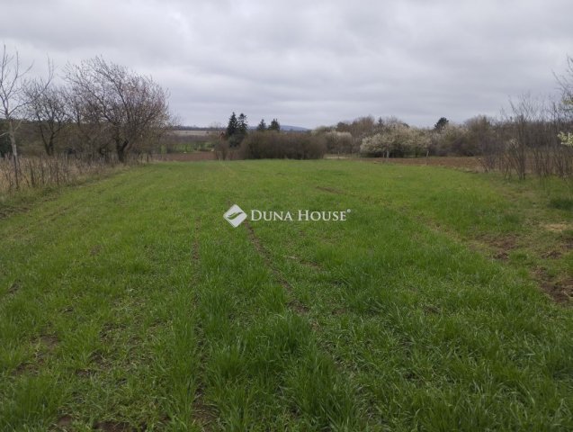 Eladó telek, Isztiméren 2.7 M Ft / költözzbe.hu