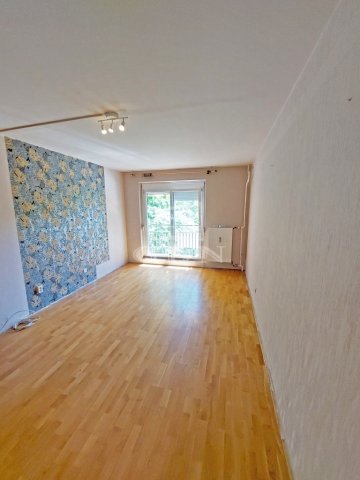 Eladó panellakás, Budapesten, III. kerületben 62.7 M Ft, 3 szobás