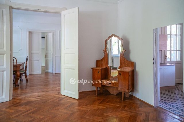 Eladó családi ház, Dunakeszin 149.9 M Ft, 4 szobás