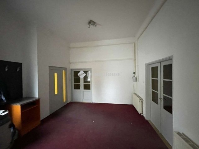 Eladó családi ház, Szegeden 129.821 M Ft, 3 szobás