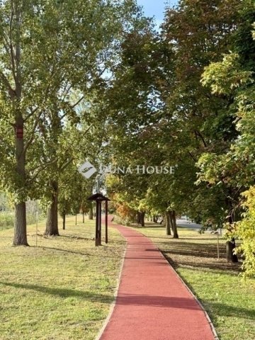 Eladó sorház, Vecsésen 133.9 M Ft, 5 szobás