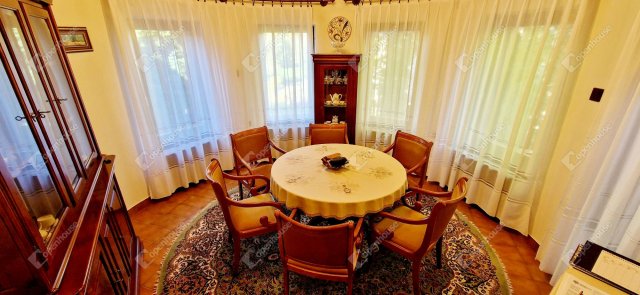 Eladó családi ház, Miskolcon 122 M Ft, 6 szobás