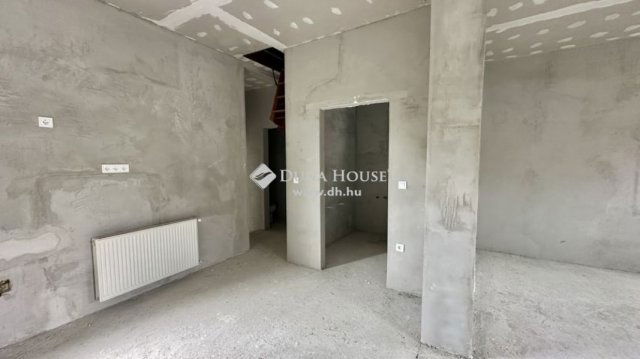 Eladó családi ház, Budapesten, XVIII. kerületben 94.9 M Ft