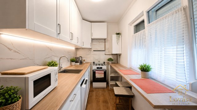 Eladó panellakás, Gyulán 39.9 M Ft, 2 szobás