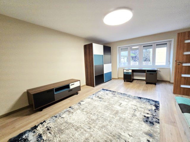 Eladó családi ház, Hosszúhetényen 99 M Ft, 4 szobás