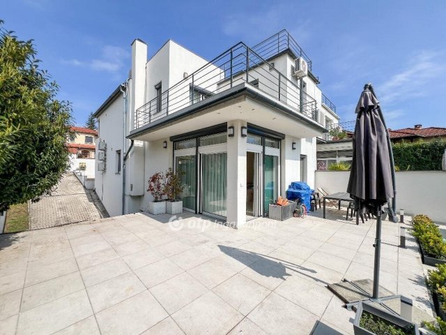 Eladó ikerház, Ürömön 297 M Ft, 5 szobás