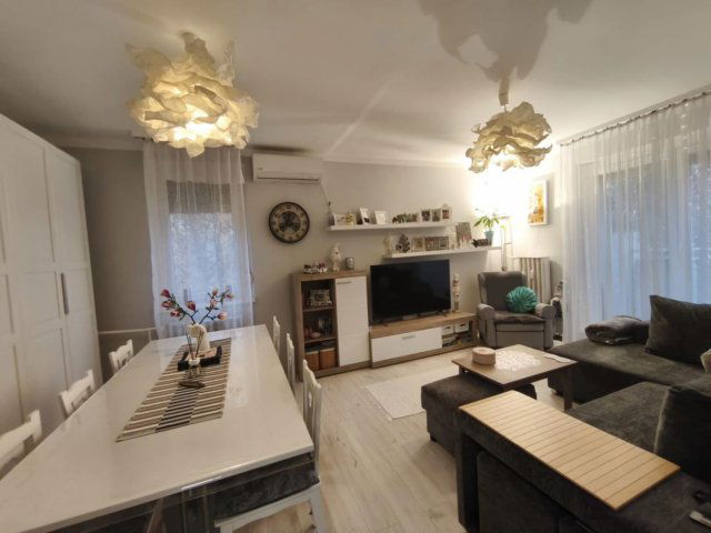 Eladó panellakás, Budapesten, III. kerületben 105 M Ft