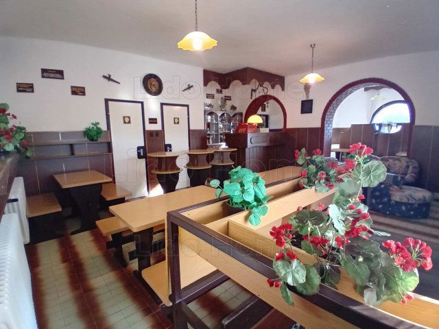 Eladó üzlethelyiség, Kimlén 42.5 M Ft, 4 szobás