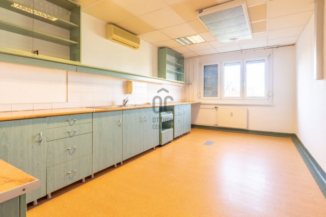 Eladó panellakás, Budapesten, III. kerületben 79.9 M Ft, 3 szobás