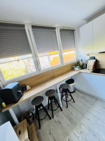 Eladó panellakás, Vácon 62.9 M Ft, 2 szobás