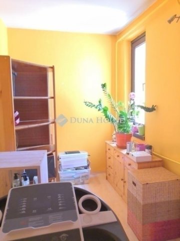 Eladó panellakás, Budapesten, XVI. kerületben 69.9 M Ft, 3 szobás