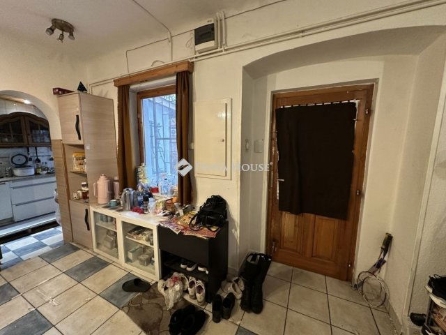 Eladó családi ház, Budapesten, X. kerületben 79.9 M Ft, 3 szobás