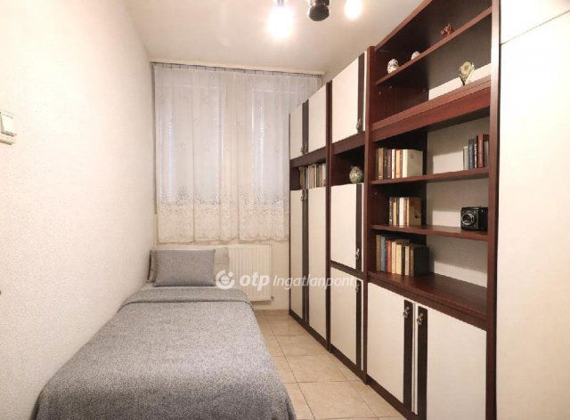 Eladó téglalakás, Budapesten, II. kerületben 109.99 M Ft