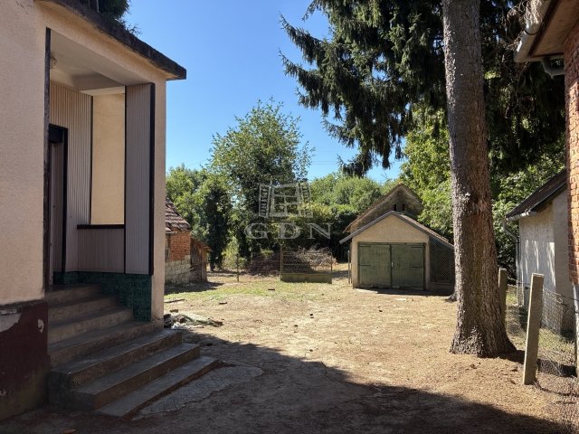 Eladó családi ház, Tornyiszentmiklóson 12.5 M Ft, 4 szobás