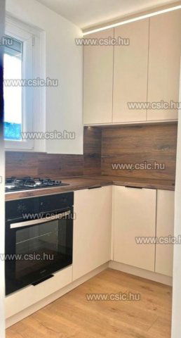 Eladó panellakás, Budapesten, III. kerületben 89.5 M Ft, 3 szobás