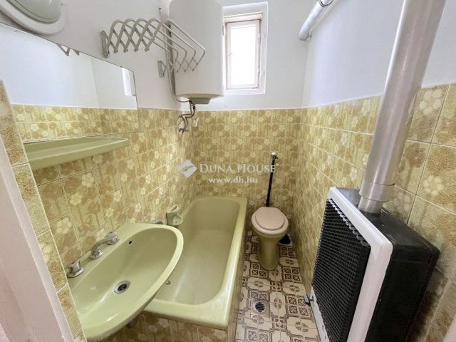 Eladó családi ház, Budapesten, XX. kerületben 29.9 M Ft